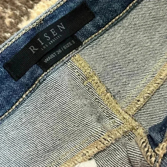 Risen Straight Leg Distressed Denim Jeans Size 26 - Picture 4 of 7